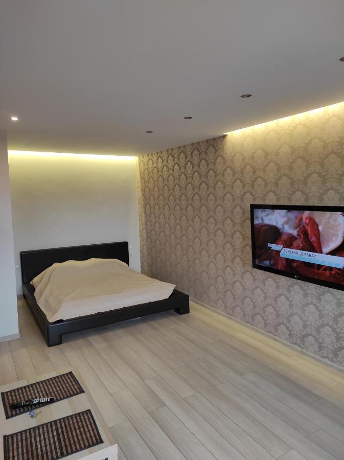 Studija Centre Apartment Klaipeda Ngoại thất bức ảnh