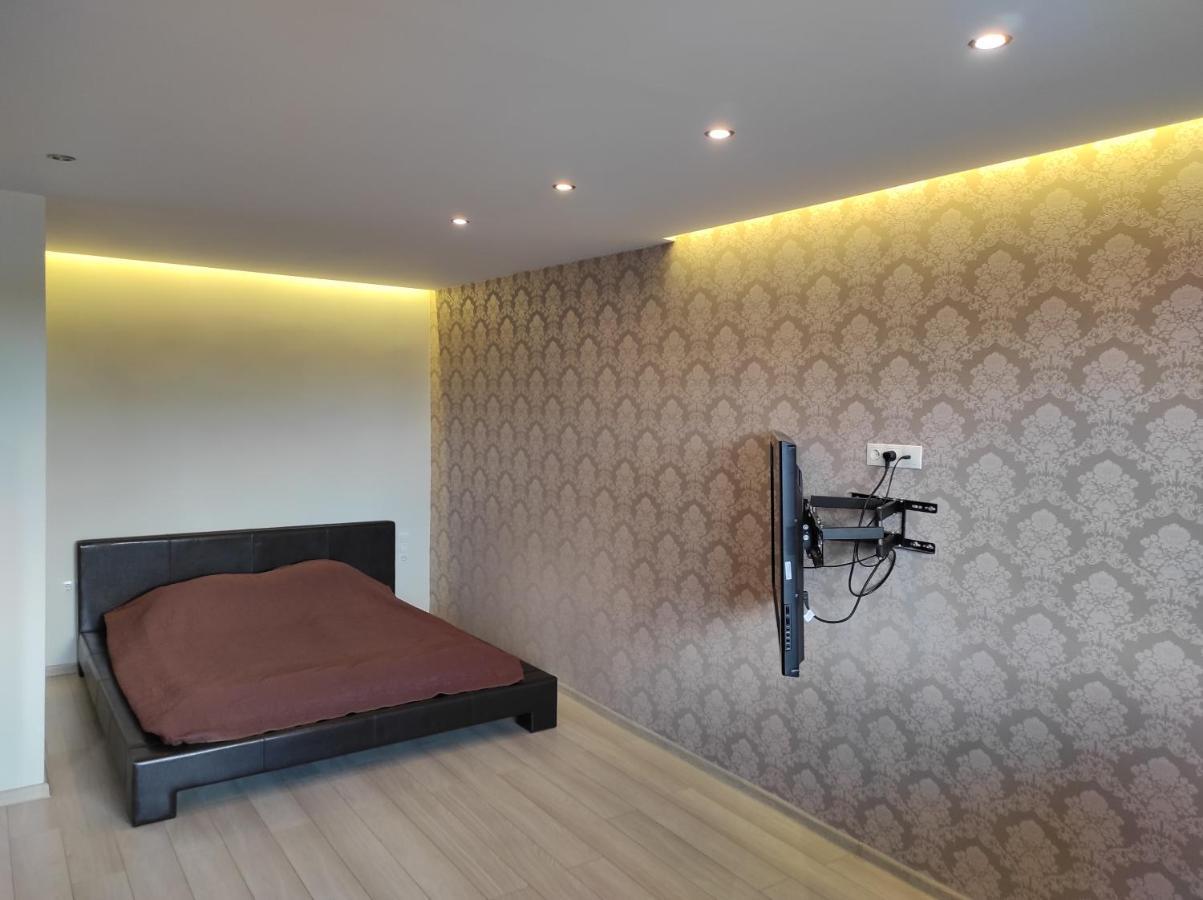 Studija Centre Apartment Klaipeda Ngoại thất bức ảnh